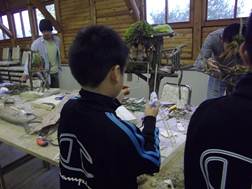 : D:\ʐ^֌Wf[^\143_1105\IMGP1080.JPG